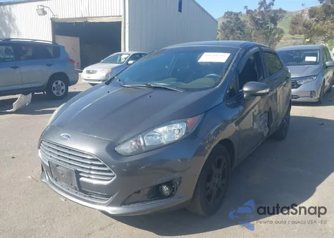 2015 Ford Fiesta Se из США, поврежденный, VIN 3FADP4BJ5FM161871
